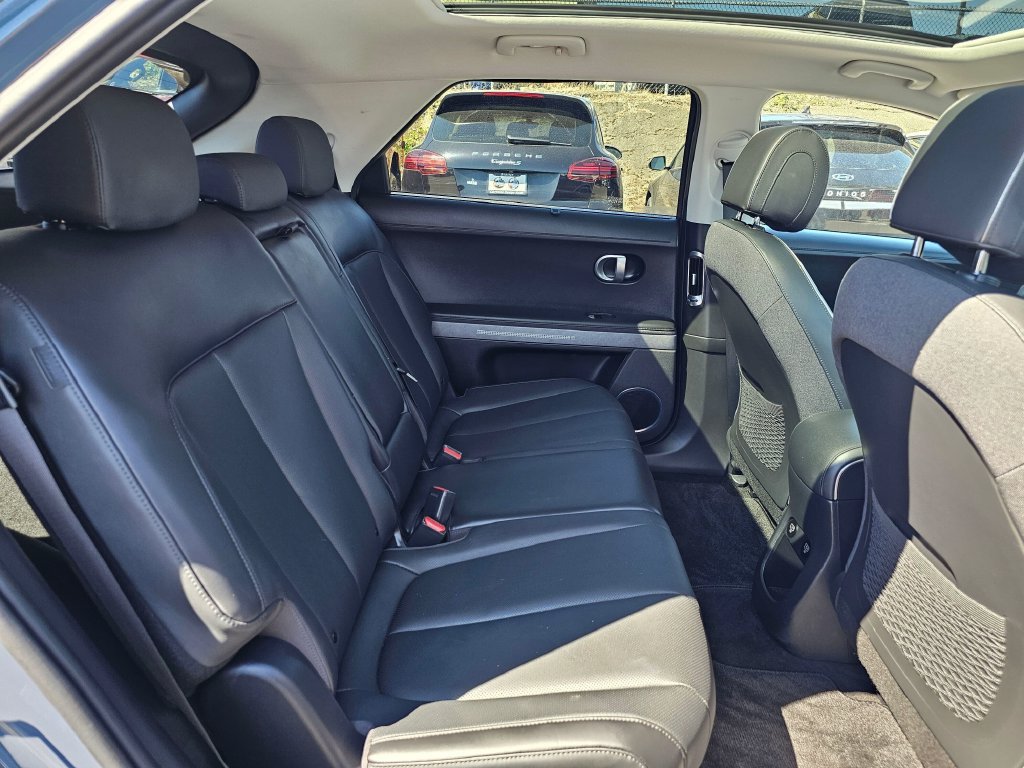 Used 2024 Hyundai Ioniq 5 Limited AWD/4WD image 12