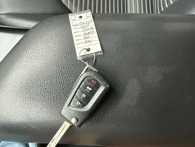 Used 2019 Toyota Camry SE FWD image 40