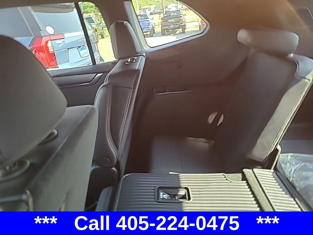 New 2026 GMC Acadia AT4 w/ LPO, Floor Liner Package image 19