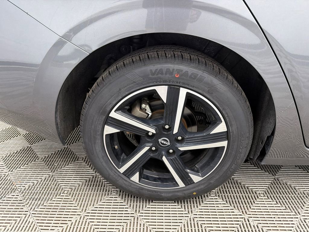 Used 2024 Nissan Sentra SV image 18