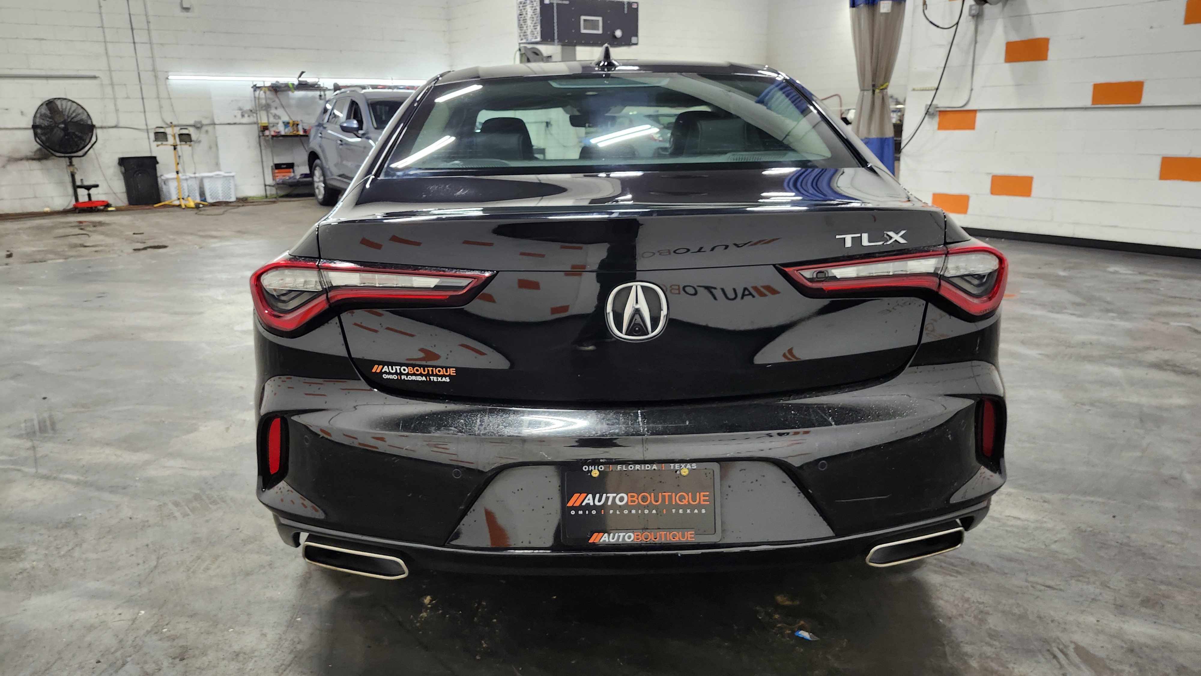 Used 2023 Acura TLX w/ Technology Package image 19