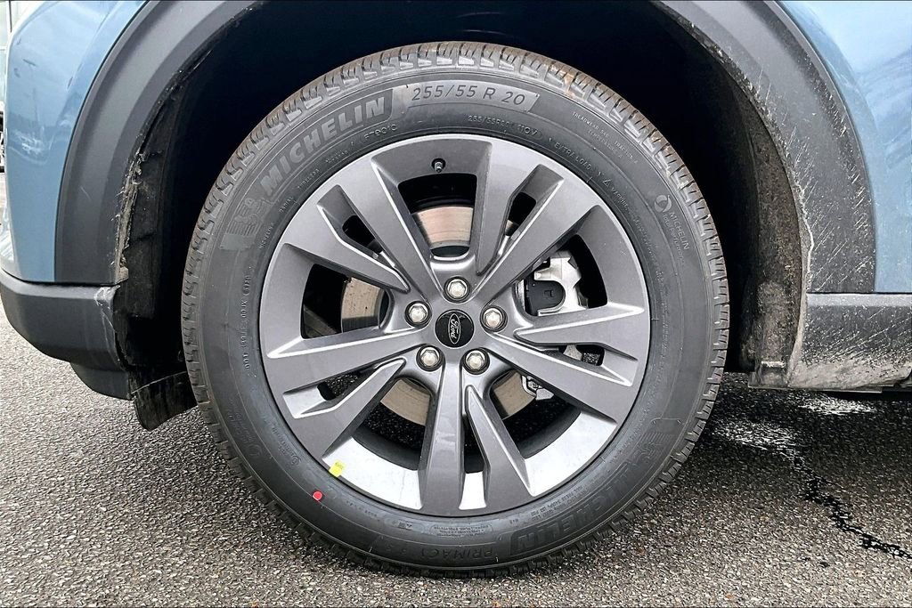 New 2026 Ford Explorer Active w/ Active Comfort Package image 12