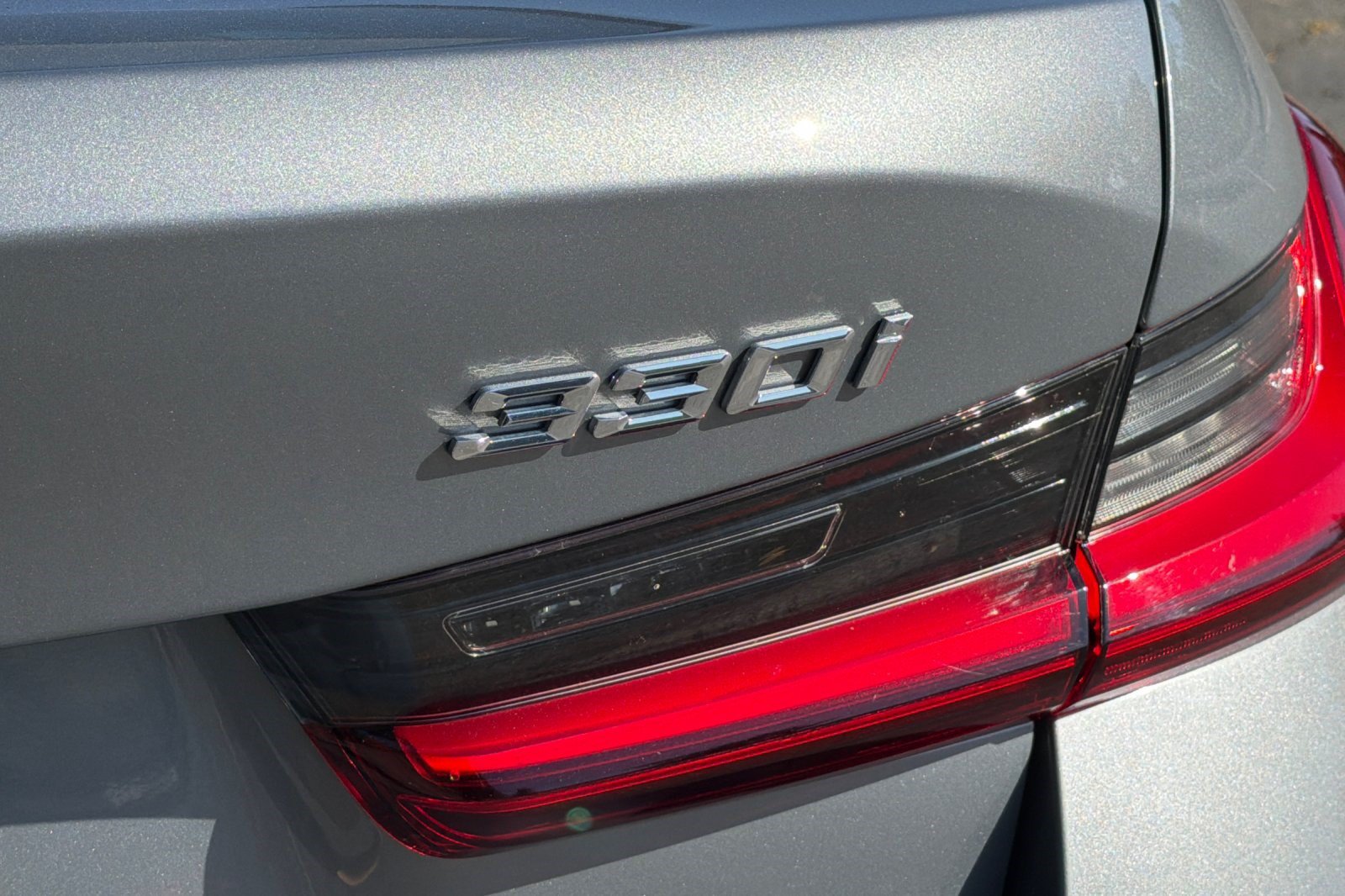 Used 2025 BMW 330i Sedan RWD image 38