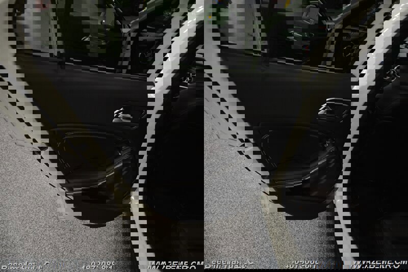 Used 2018 Mercedes-Benz GLA 250 4MATIC w/ Premium Package image 38