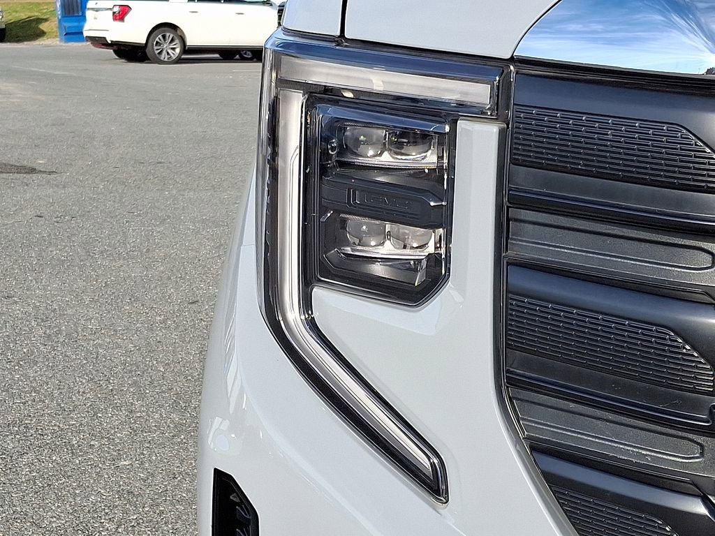 Used 2025 GMC Sierra 1500 Pro w/ Pro Value Package image 9