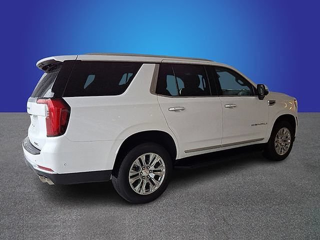 Used 2025 GMC Yukon Denali AWD/4WD image 5