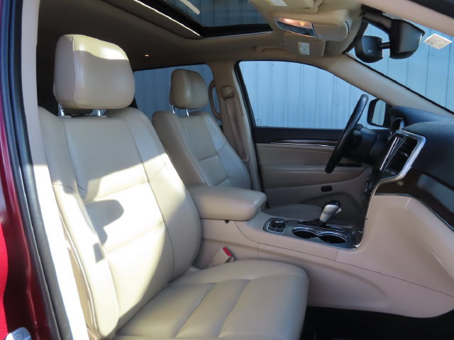 Used 2018 Jeep Grand Cherokee Limited w/ Trailer Tow Group IV AWD/4WD image 28
