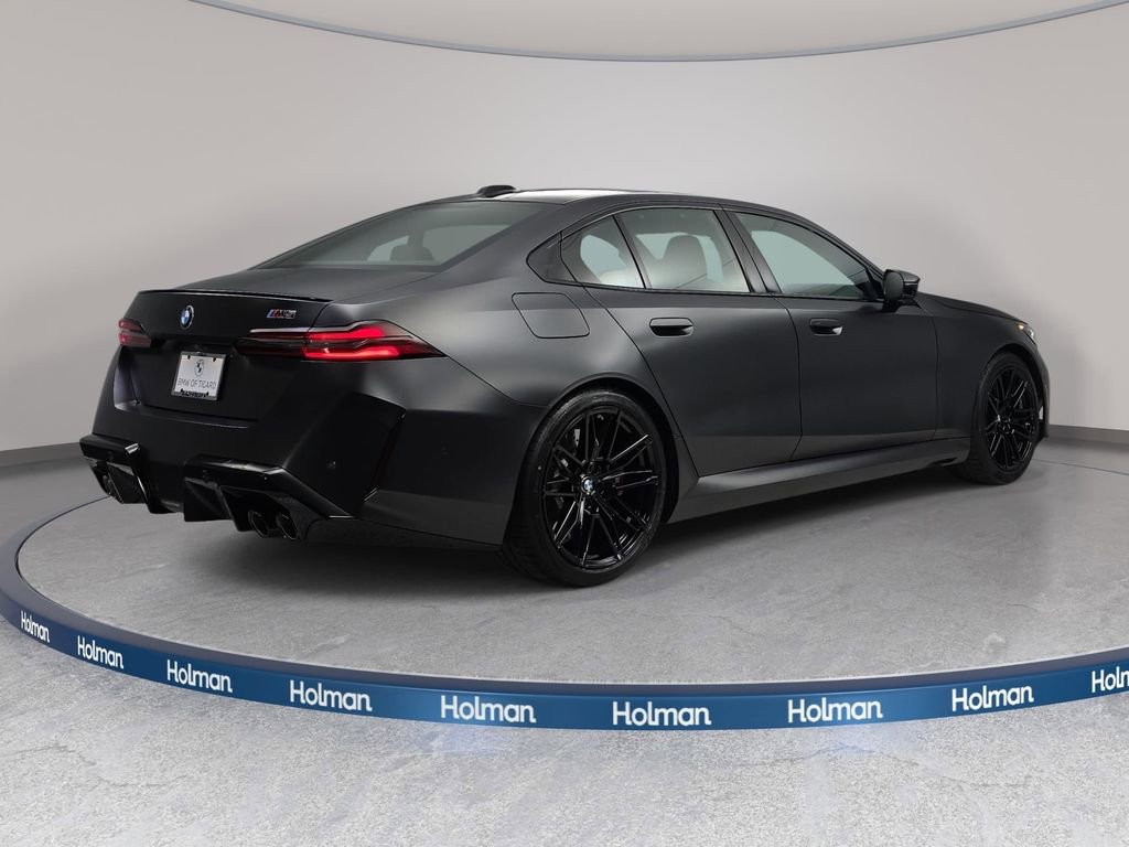 New 2026 BMW M5 image 5