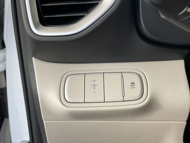 New 2026 Hyundai Venue SEL FWD image 12
