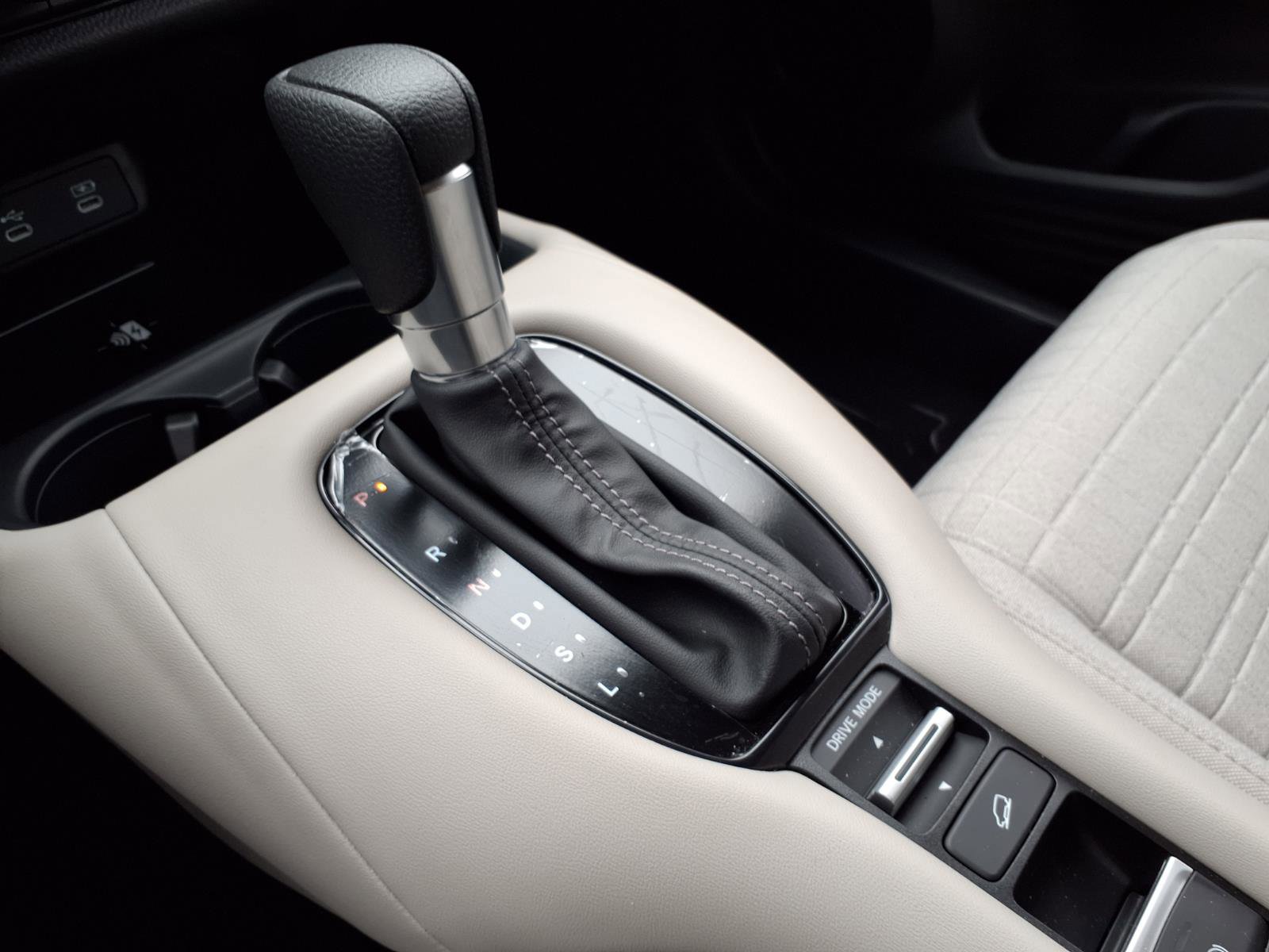 Certified 2026 Honda HR-V LX image 11