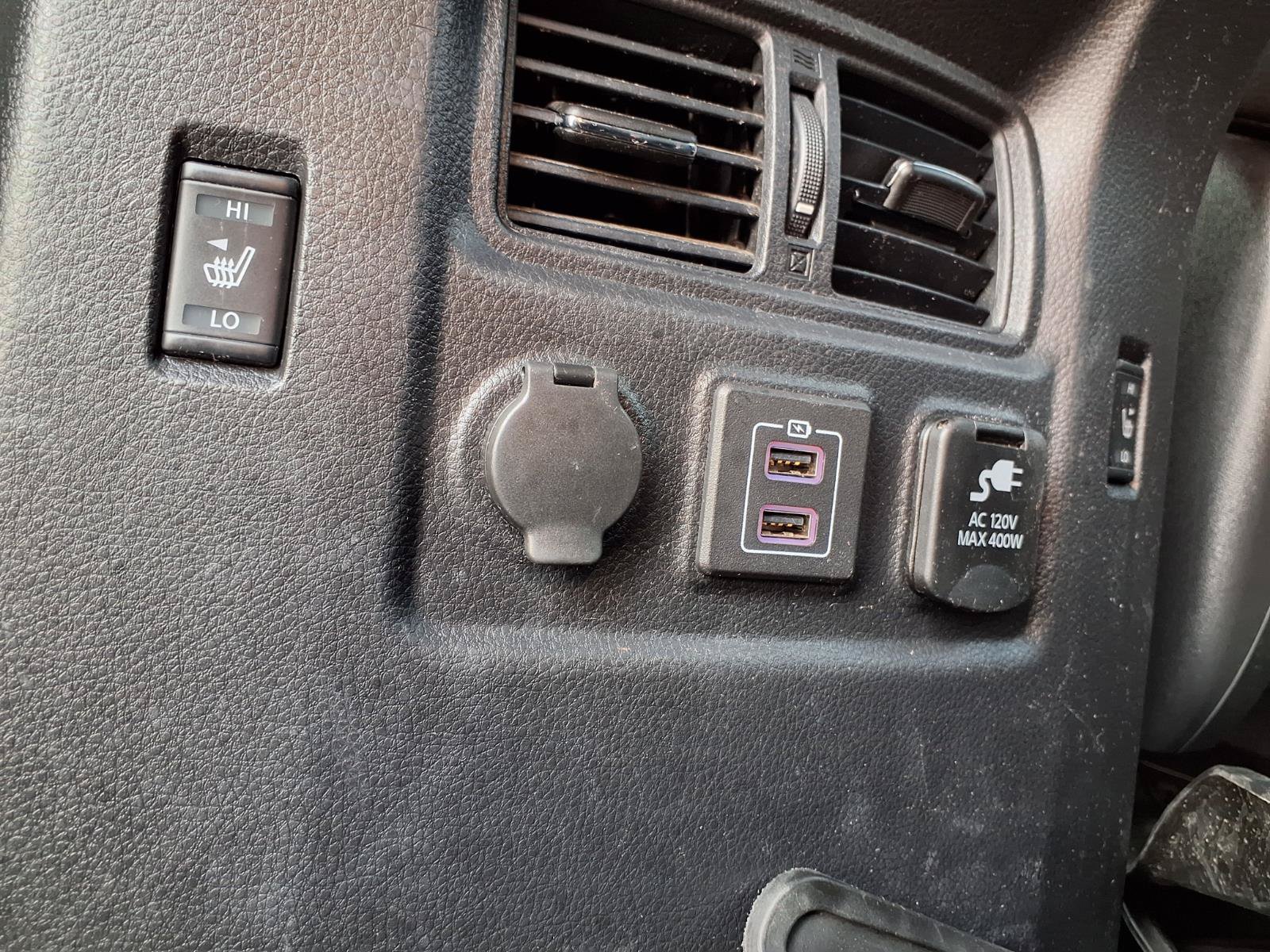 Used 2023 Nissan Titan PRO-4X w/ Pro-4x Convenience Package AWD/4WD image 23