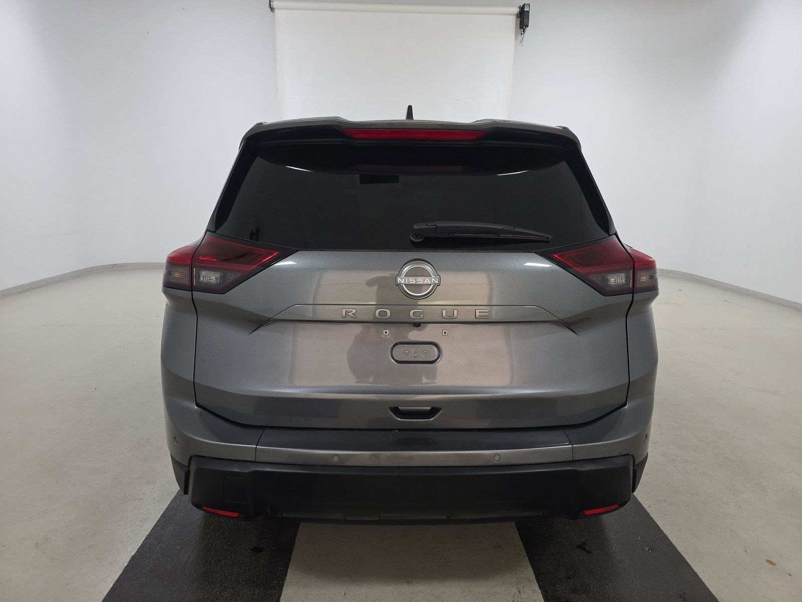 Used 2026 Nissan Rogue S image 7