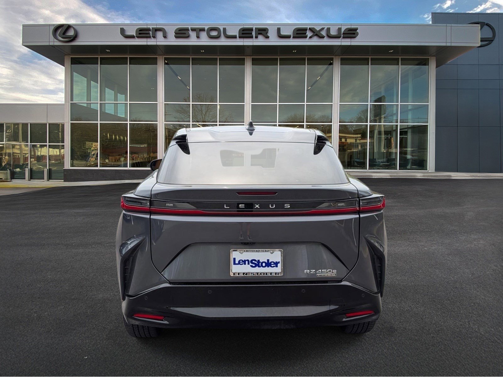 Used 2023 Lexus RZ 450e Premium w/ Technology Package image 4