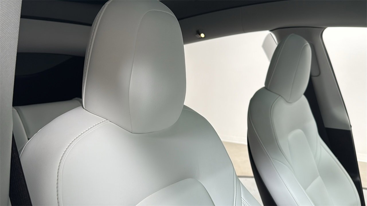 Used 2022 Tesla Model Y Performance image 19