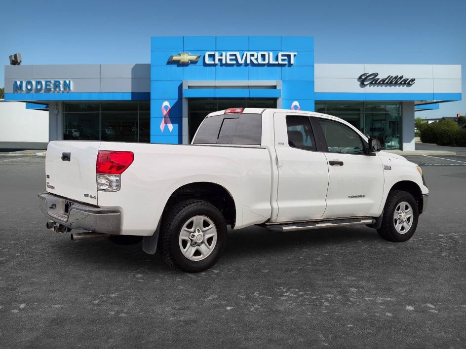 Used 2013 Toyota Tundra 4x4 Double Cab w/ SR5 Pkg image 5