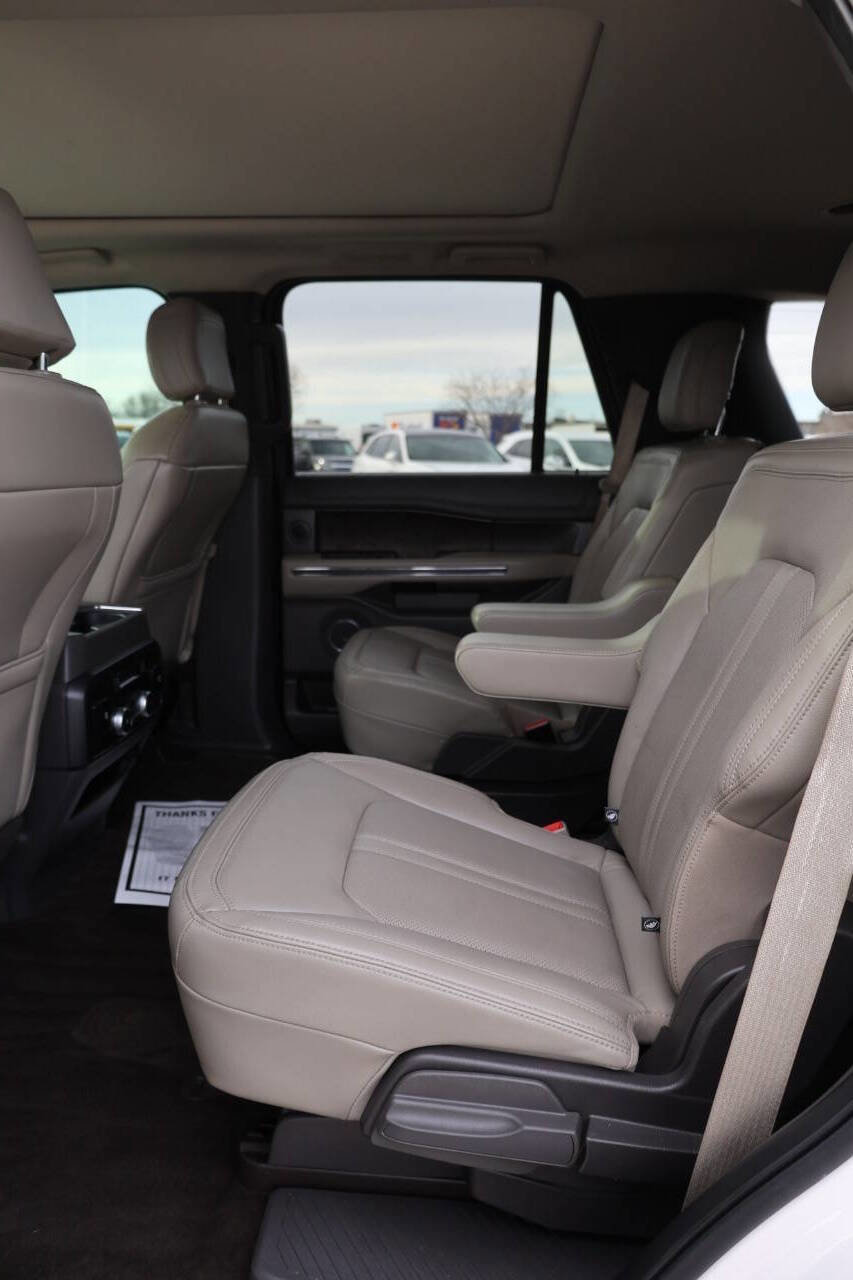 Used 2019 Ford Expedition Limited w/ Equipment Group 302A image 18