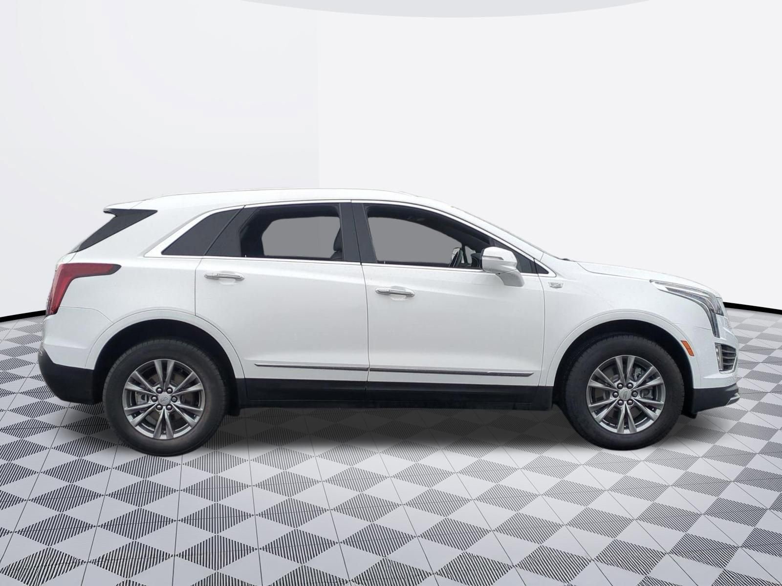 Certified 2022 Cadillac XT5 Premium Luxury image 8