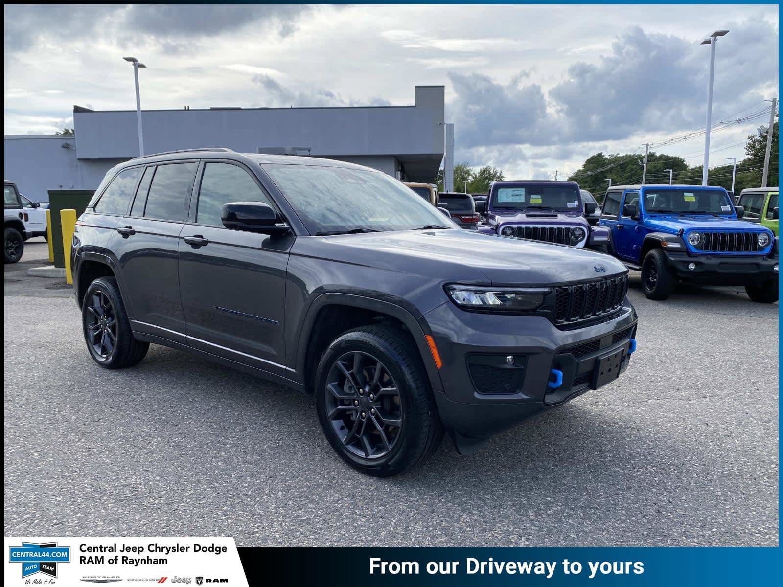 Used 2023 Jeep Grand Cherokee 30th Anniversary
