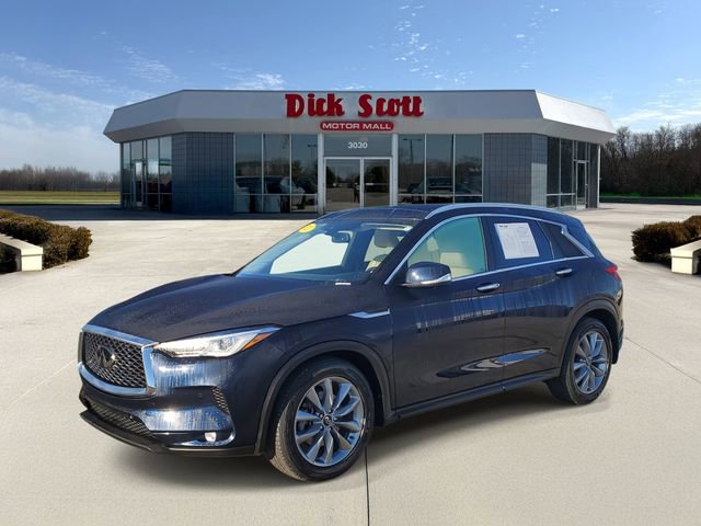 Used 2021 INFINITI QX50 Essential video 2