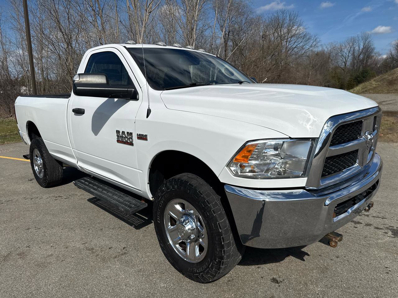 Used 2018 RAM 3500 Tradesman w/ Chrome Appearance Group AWD/4WD image 3