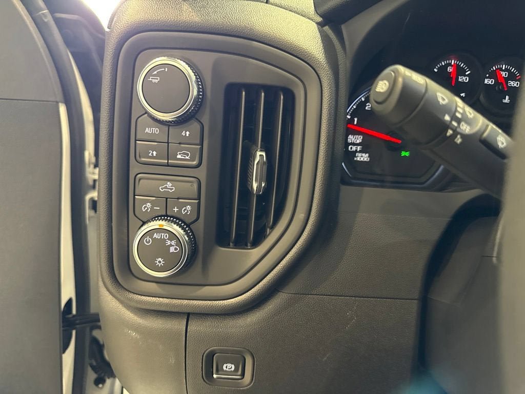 New 2026 GMC Sierra 1500 Pro w/ Pro Value Package AWD/4WD image 29
