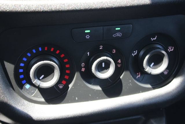 Used 2022 RAM ProMaster City Tradesman w/ Lights & Wheels Group FWD image 8