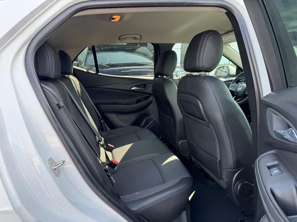 Used 2022 Buick Encore GX Preferred w/ Cold Weather Comfort Package FWD image 13