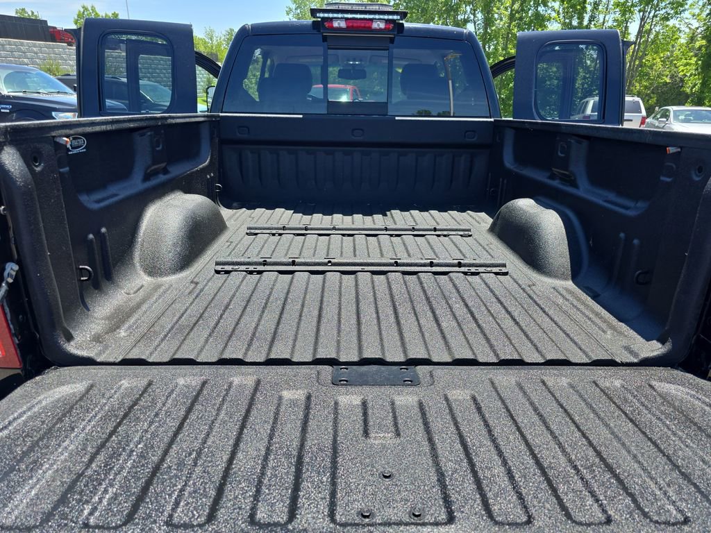 Used 2011 GMC Sierra 2500 SLT w/ SLT Convenience Package AWD/4WD image 12