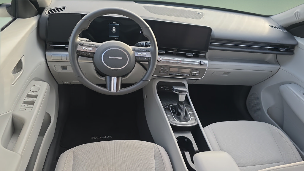 Certified 2024 Hyundai Kona SEL FWD image 11