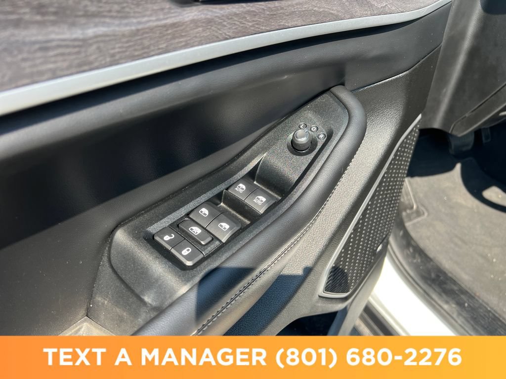 Used 2022 Jeep Grand Cherokee Limited 4xe AWD/4WD image 11