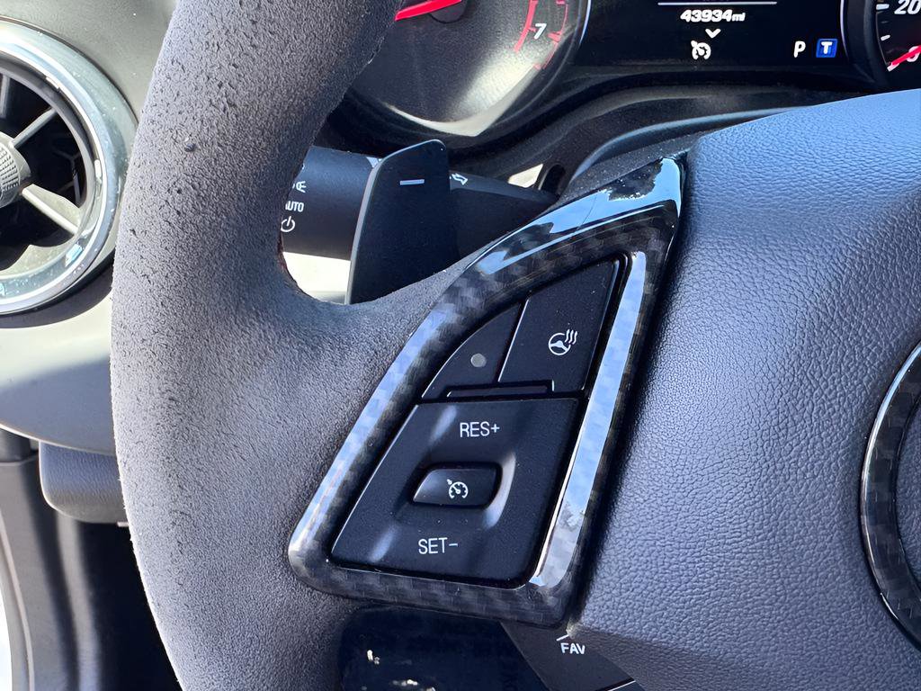 Used 2020 Chevrolet Camaro ZL1 RWD image 20