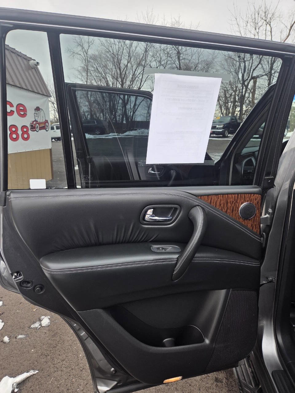 Used 2017 Nissan Armada Platinum image 10