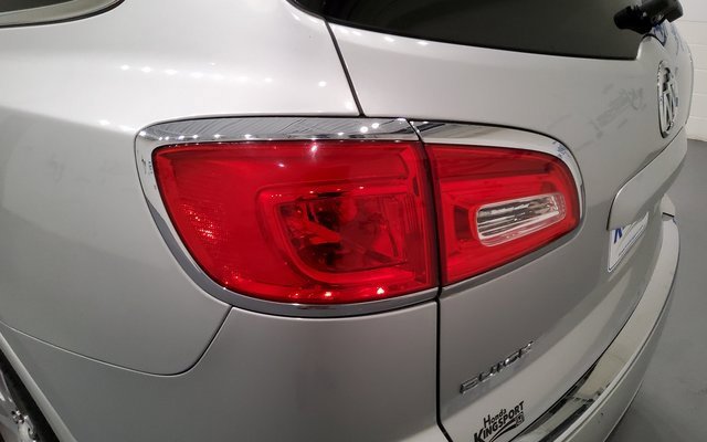 Used 2015 Buick Enclave Leather image 12