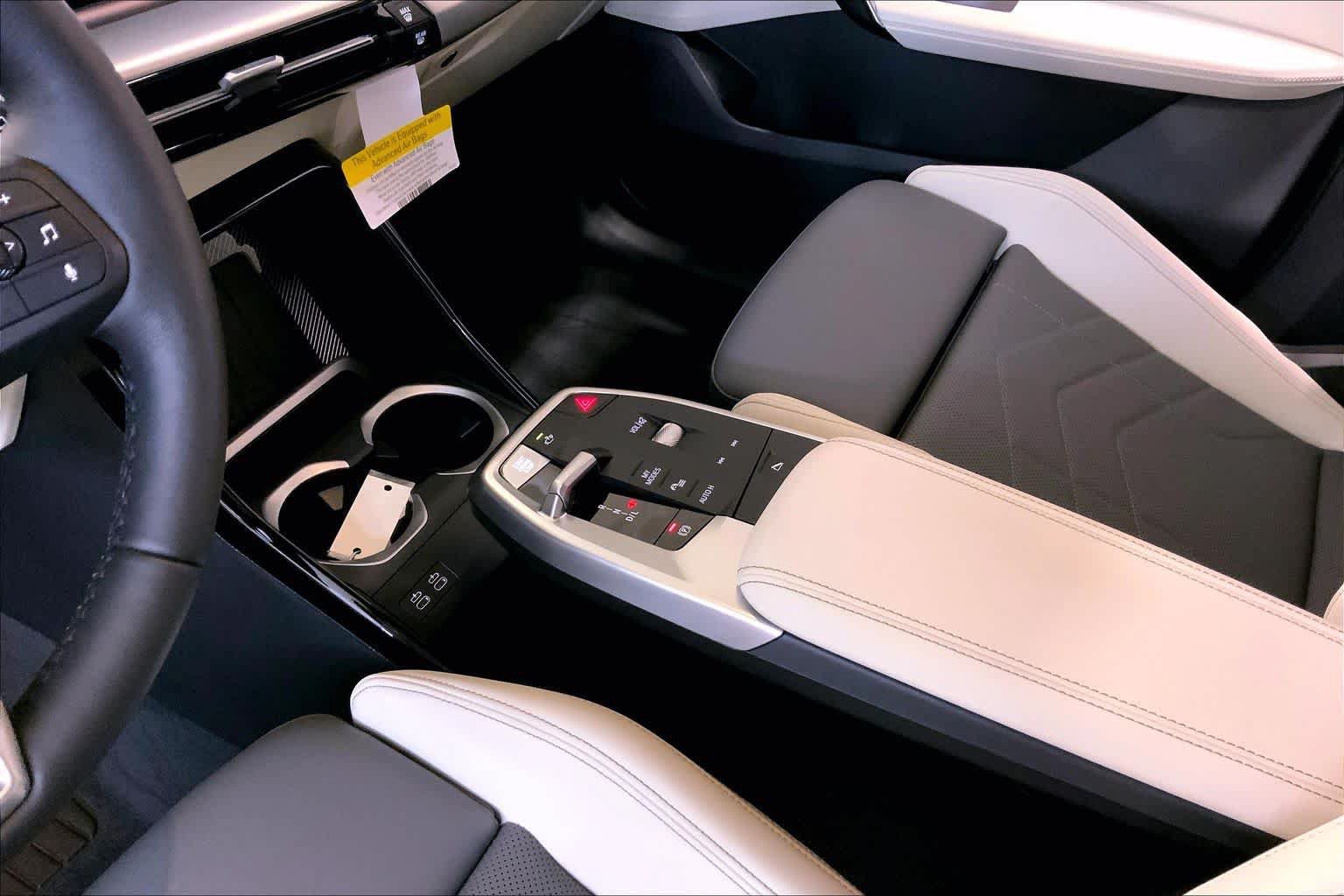 New 2026 BMW X1 xDrive28i w/ Technology Package AWD/4WD image 7