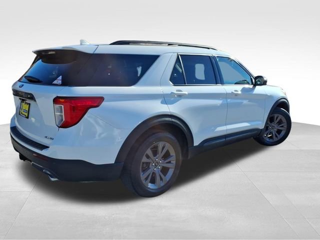 Certified 2023 Ford Explorer XLT w/ Equipment Group 202A image 10