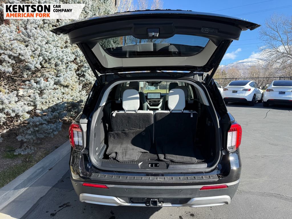 Used 2025 Ford Explorer Platinum w/ LUX Leather Package image 36