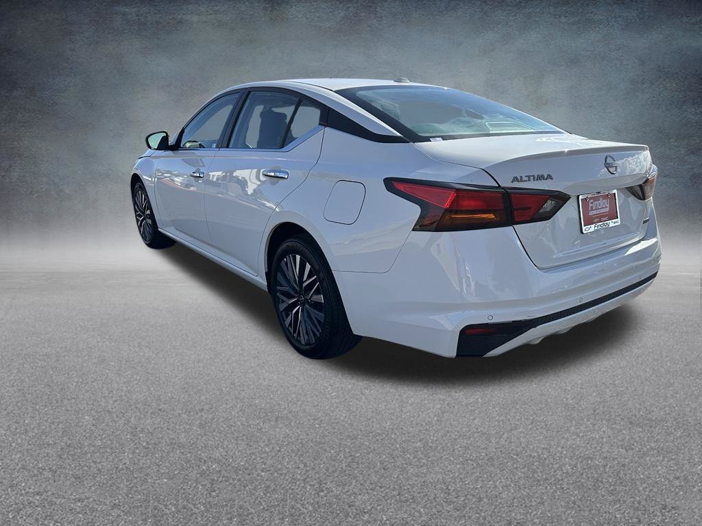 Used 2025 Nissan Altima 2.5 SV AWD/4WD image 6