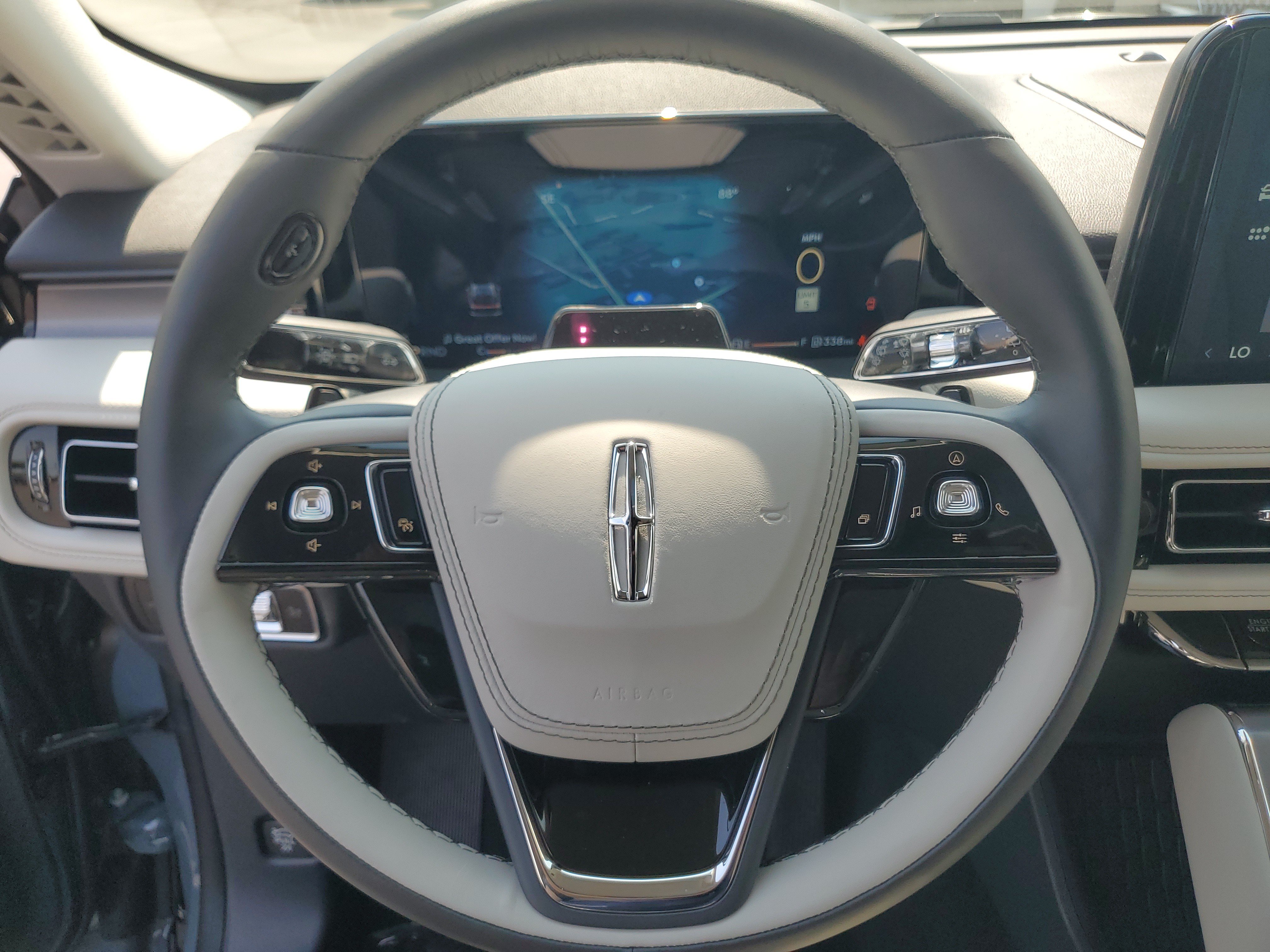 New 2026 Lincoln Aviator AWD image 15