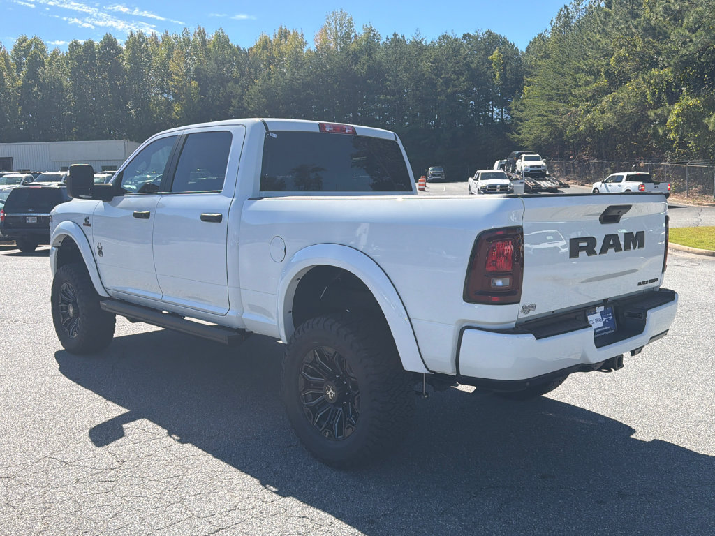 Used 2025 RAM 2500 Big Horn AWD/4WD image 5