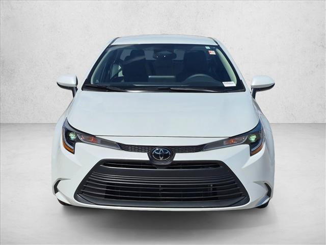 Used 2025 Toyota Corolla LE FWD image 2