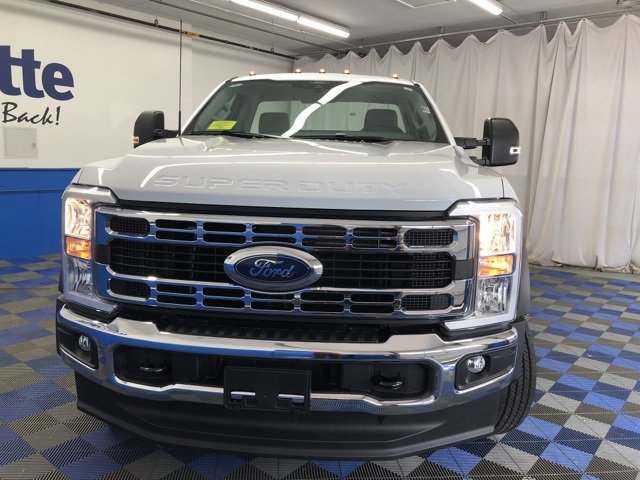 New 2026 Ford F550 2WD Regular Cab Super Duty image 6