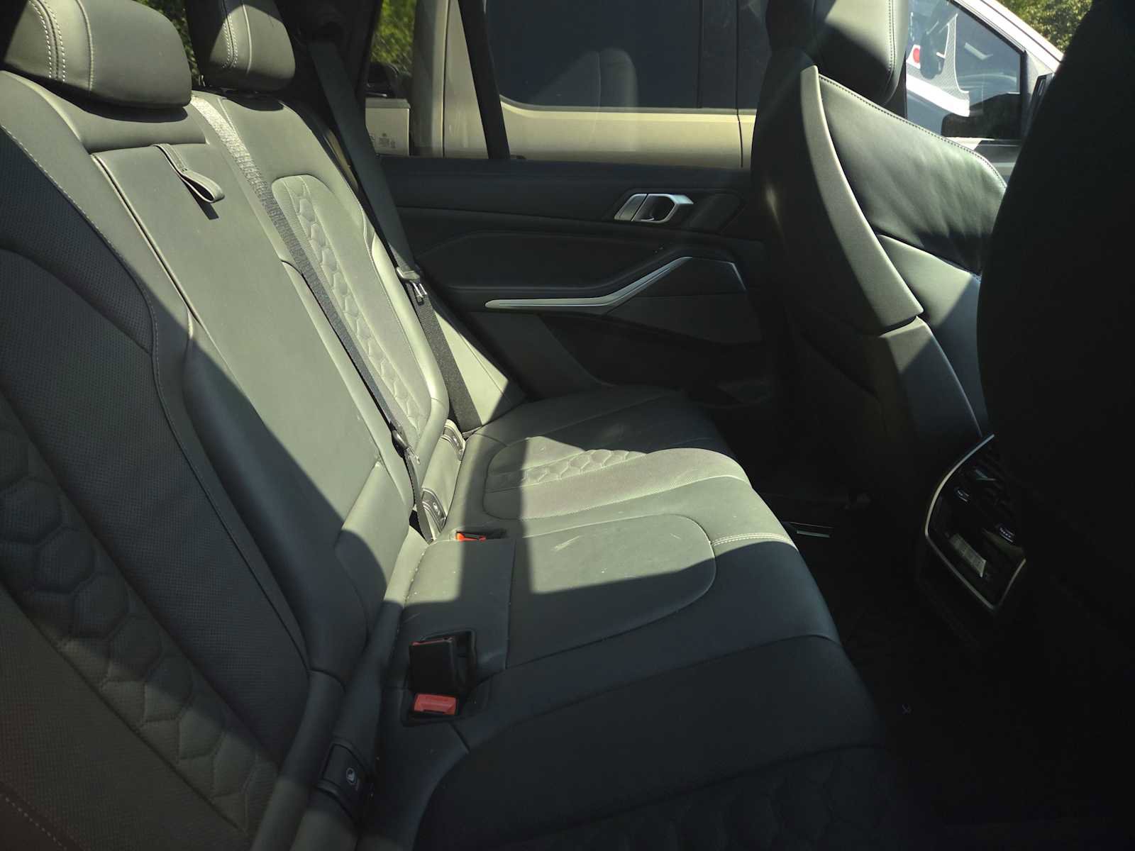 Used 2022 BMW X5 M AWD/4WD image 12