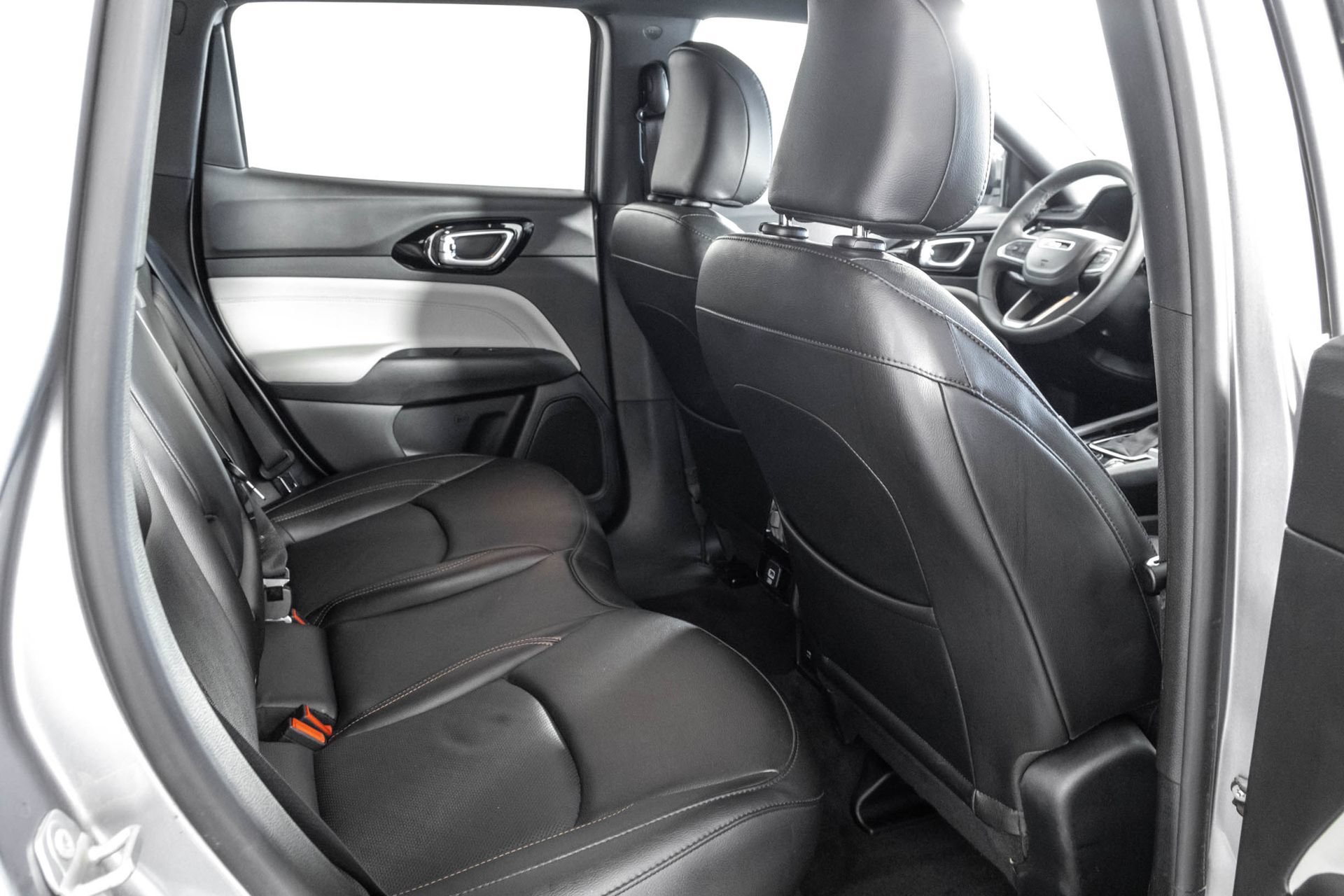 Used 2023 Jeep Compass Limited AWD/4WD image 39
