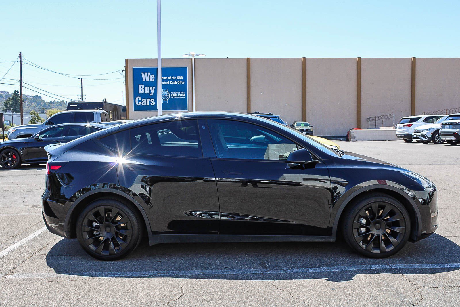Used 2021 Tesla Model Y Long Range AWD/4WD image 15