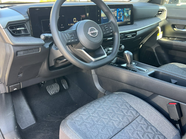 Used 2026 Nissan Kicks SV w/ Charging Package AWD/4WD image 13