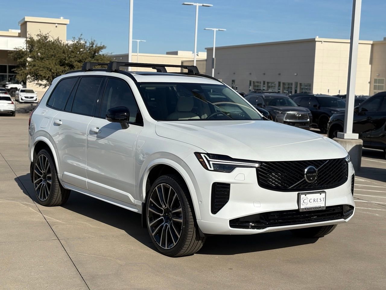 New 2026 Volvo XC90 B6 Ultra w/ Lounge Package image 3