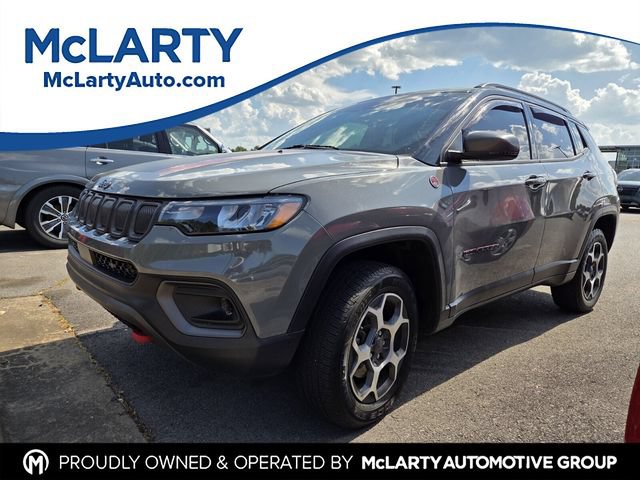 Used 2022 Jeep Compass Trailhawk w/ Trailhawk Convenience Group AWD/4WD image 1
