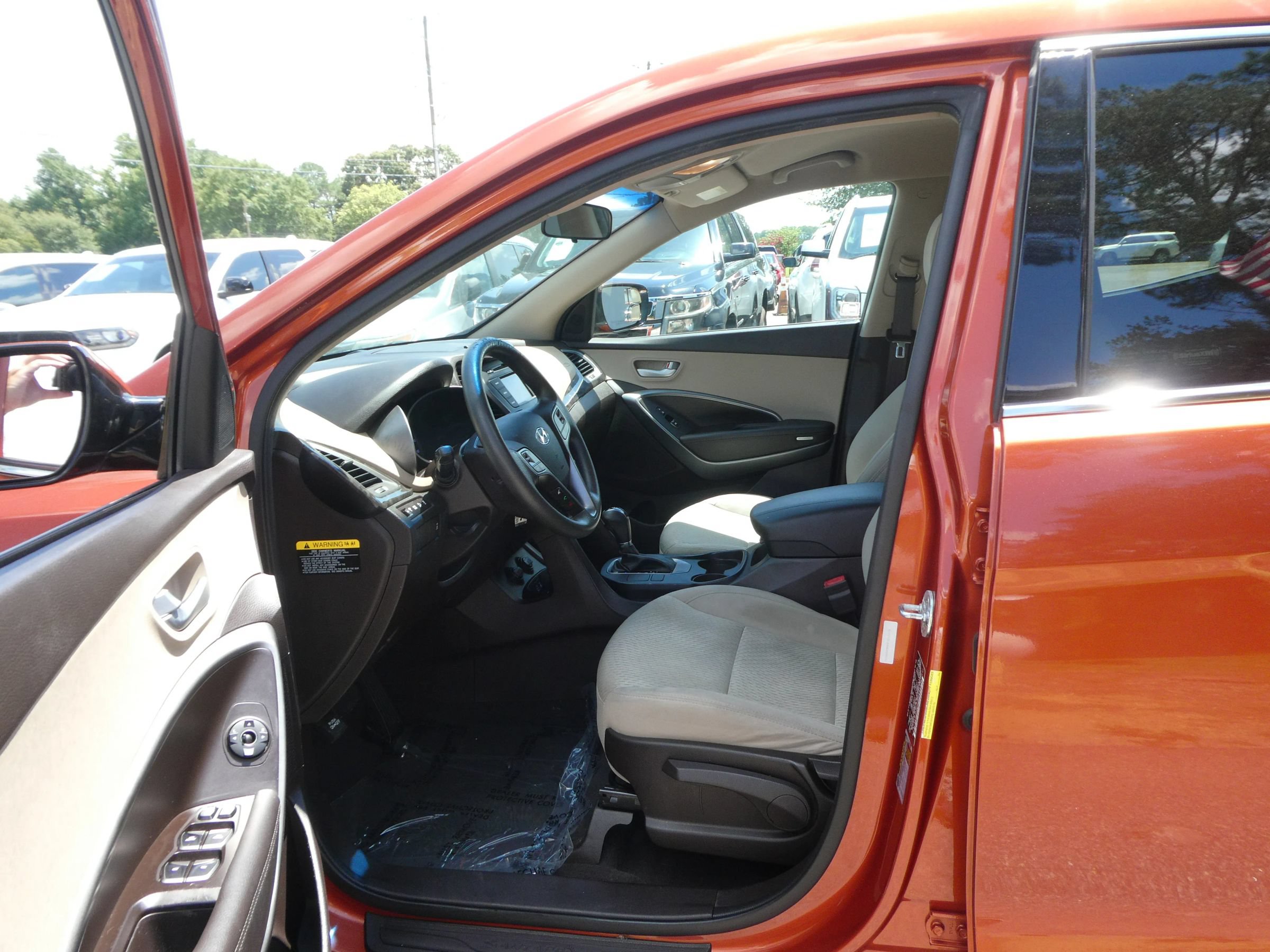 Used 2017 Hyundai Santa Fe Sport w/ Cargo Package AWD/4WD image 12