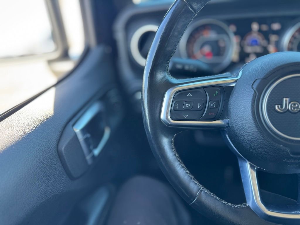 Used 2023 Jeep Gladiator Overland w/ Popular Equipment Package image 7