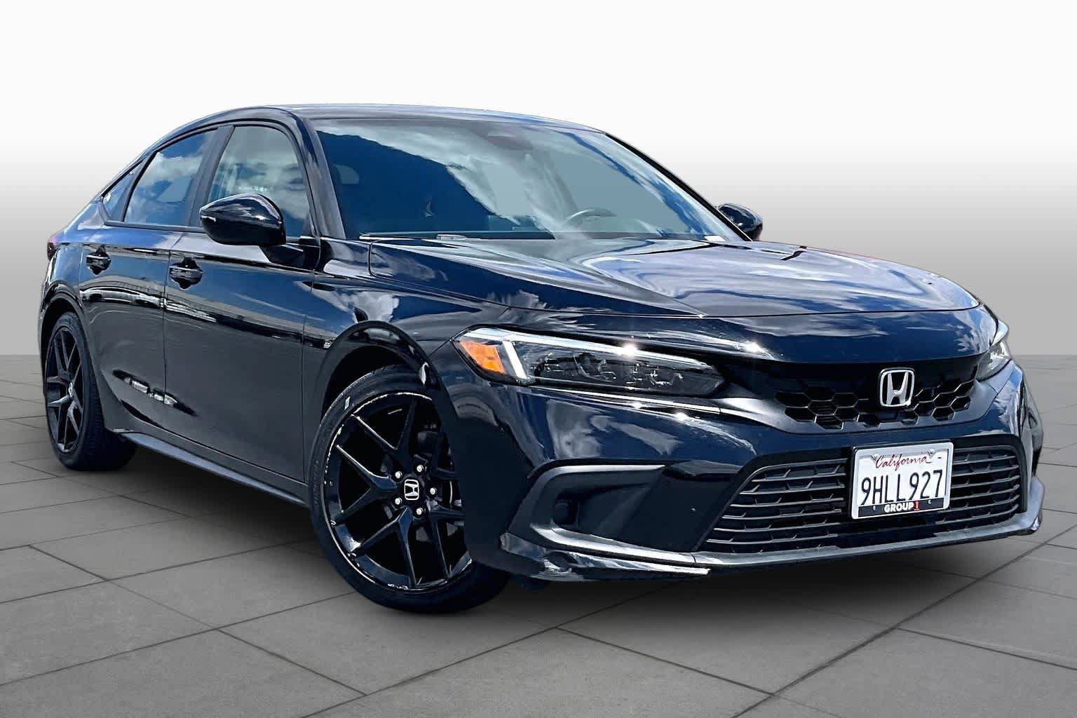 Used 2023 Honda Civic Sport image 2